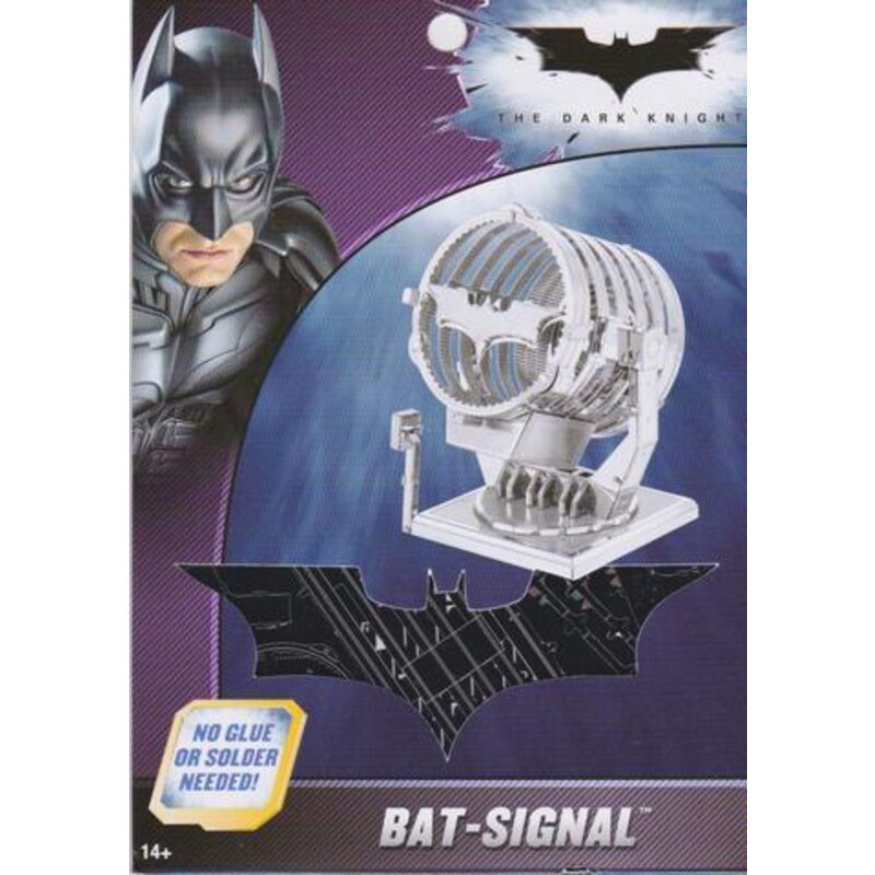 Kit modello in metallo Metal earth MetalEarth: BATMAN / BAT SEGNALE  4.45x4.45x6.10cm