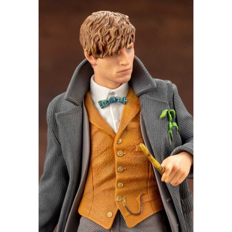 Fantastic Beasts 2 ARTFX+ PVC Statue 1/10 Newt Scamander 18 cm