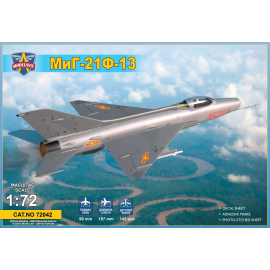 Kit modello Il kit di caccia supersonico jet Mikoyan MiG-21F-13 include: & bullet; 142 parti; & bullet; Foglio di PE; & bullet; 