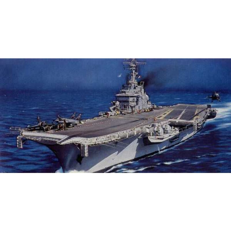 Modellini di barche Aircraft carrier Clemenceau 1/400