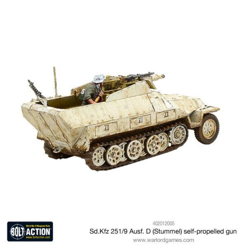 Sd.Kfz 251/9 Ausf D (Stummel) Half track