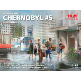 Figurini Chernobyl 5. Estrazione (4 adulti, 1 bambino e bagaglio) (stampi nuovi al 100%)
