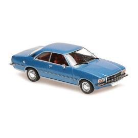Automodello O.rekord d coupé azzurro del 1975