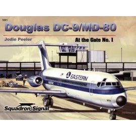 Libro Douglas DC-9/MD-80 at the gate