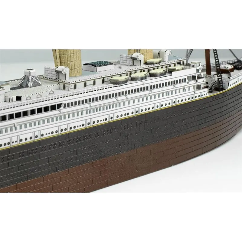 METAL EARTH MODELLINO DA COSTRUIRE TITANIC IN METALLO