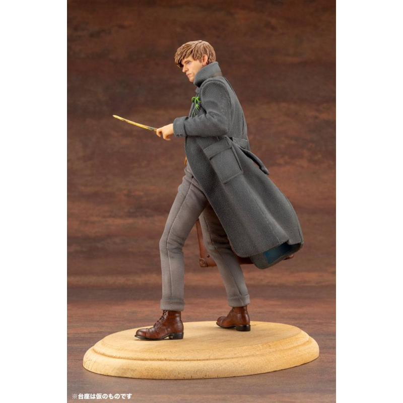 Fantastic Beasts 2 ARTFX+ PVC Statue 1/10 Newt Scamander 18 cm