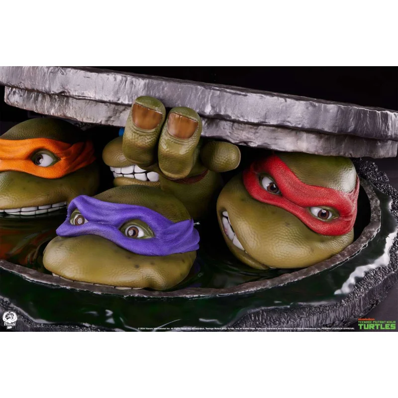 TMNT Underground 1:1 Scale Diorama