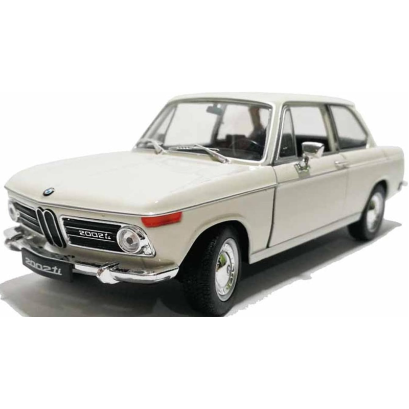 BMW 2002 TI 2 porte 1966 bianca