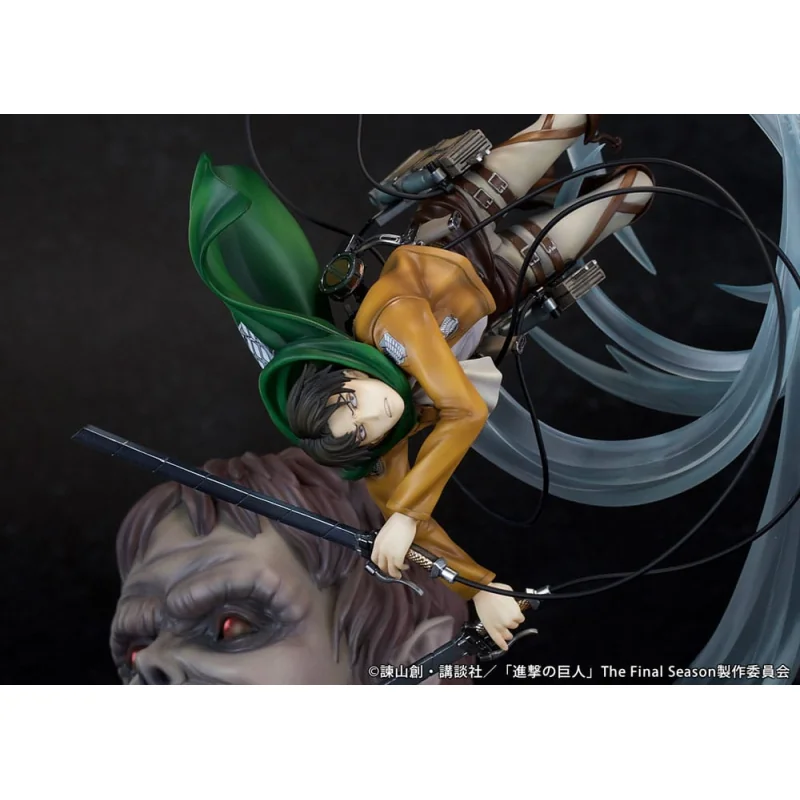 Attack on Titan - 1/7 Levi vs Beast Titan Ver. 28cm