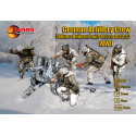 Figurini German Paratroopers crew (winter uniform) with LG 42/43 gun