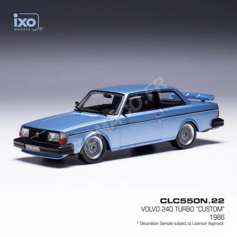 Automodello VOLVO 240 TURBO CUSTOM 1980 BLEU CLAIR METALLISE