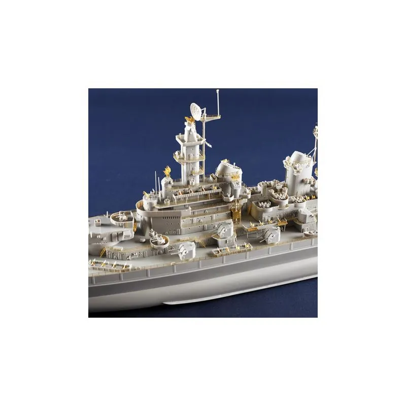 USS Montana BB-67 1:350 Plastic Ship Model