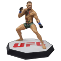 Figurine UFC Posed Conor McGregor statuette 18 cm