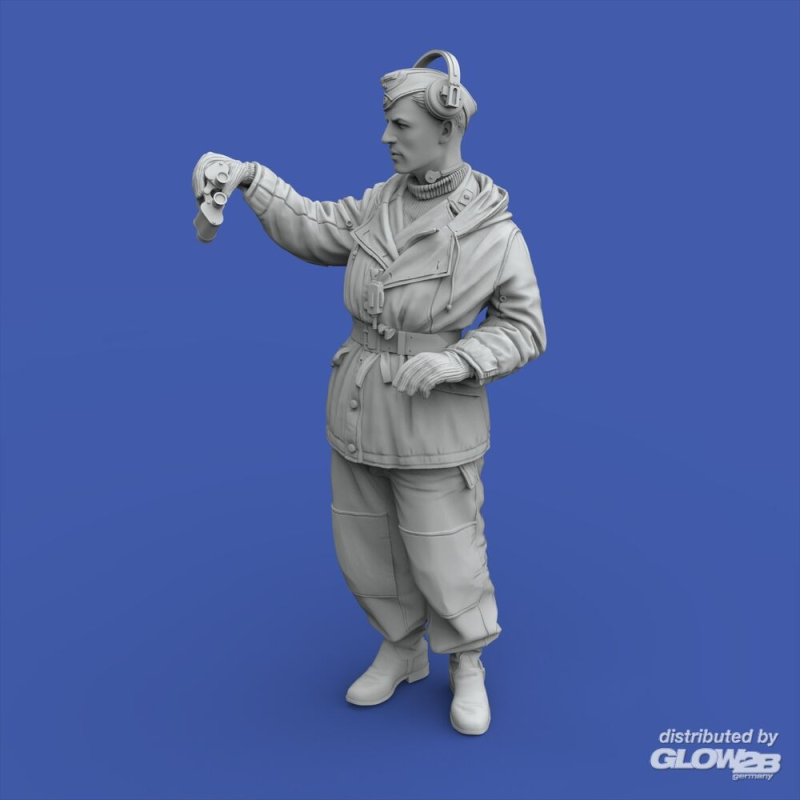 Figurine storiche German tanker in winter dress with Tiger I Early cupola