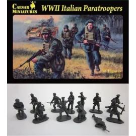 WWII Italian Paratroopers