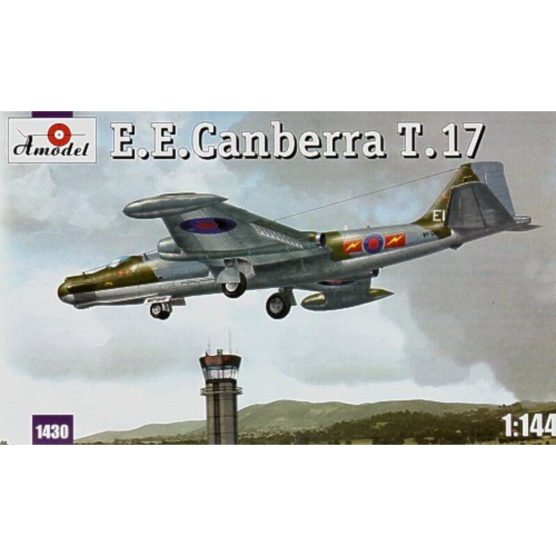 BAC/EE Canberra T.17