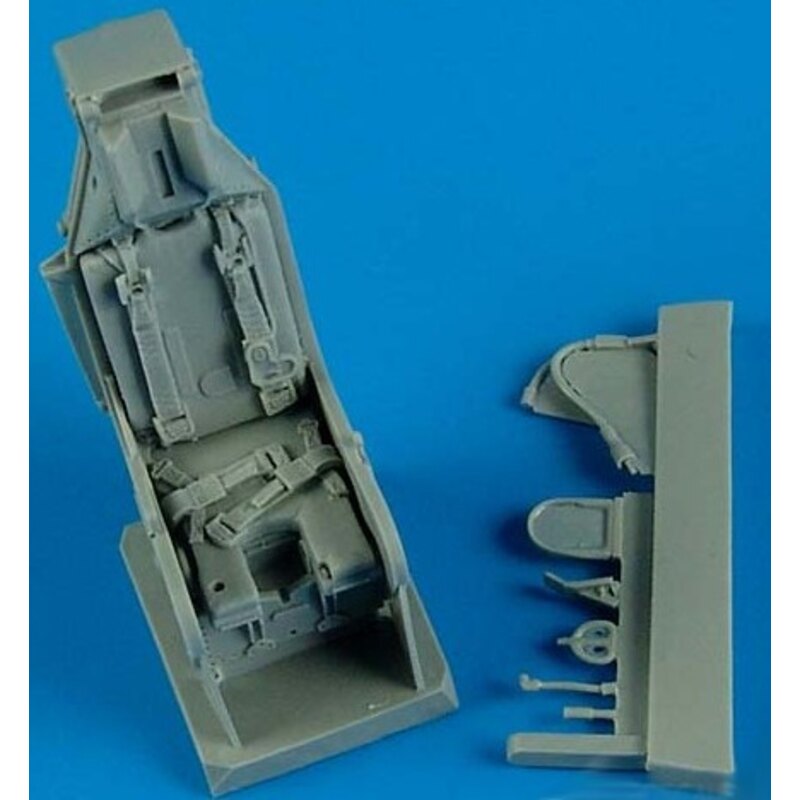 Douglas A-4E/A-4F/A-4M Skyhawk ejection seat with safety belts (designed to be used with Hasegawa and Trumpeter kits) 